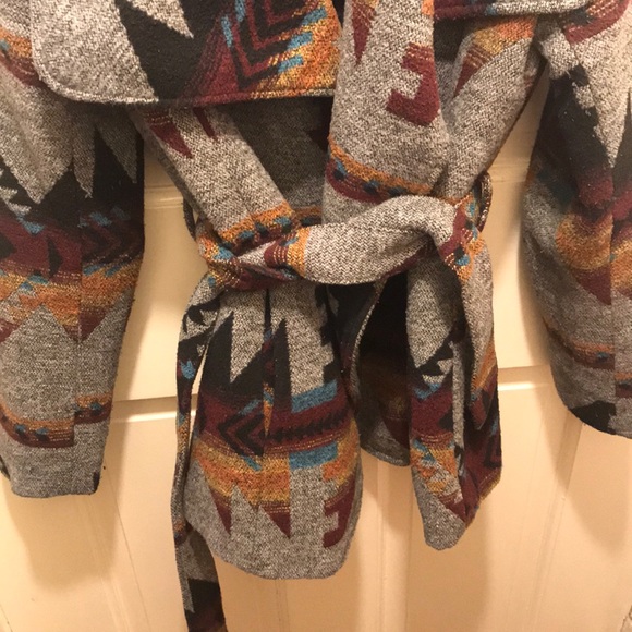 American Rag winter coat - Picture 8 of 11